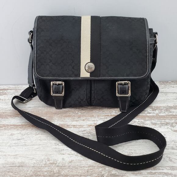 Coach F70182 Signature Voyager Messenger Bag - Picture 1 of 8